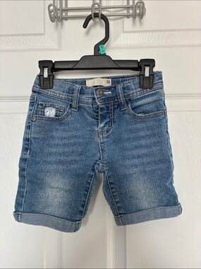 Route 66 Girls Medium Blue Denim Rolled-Cuff Shorts